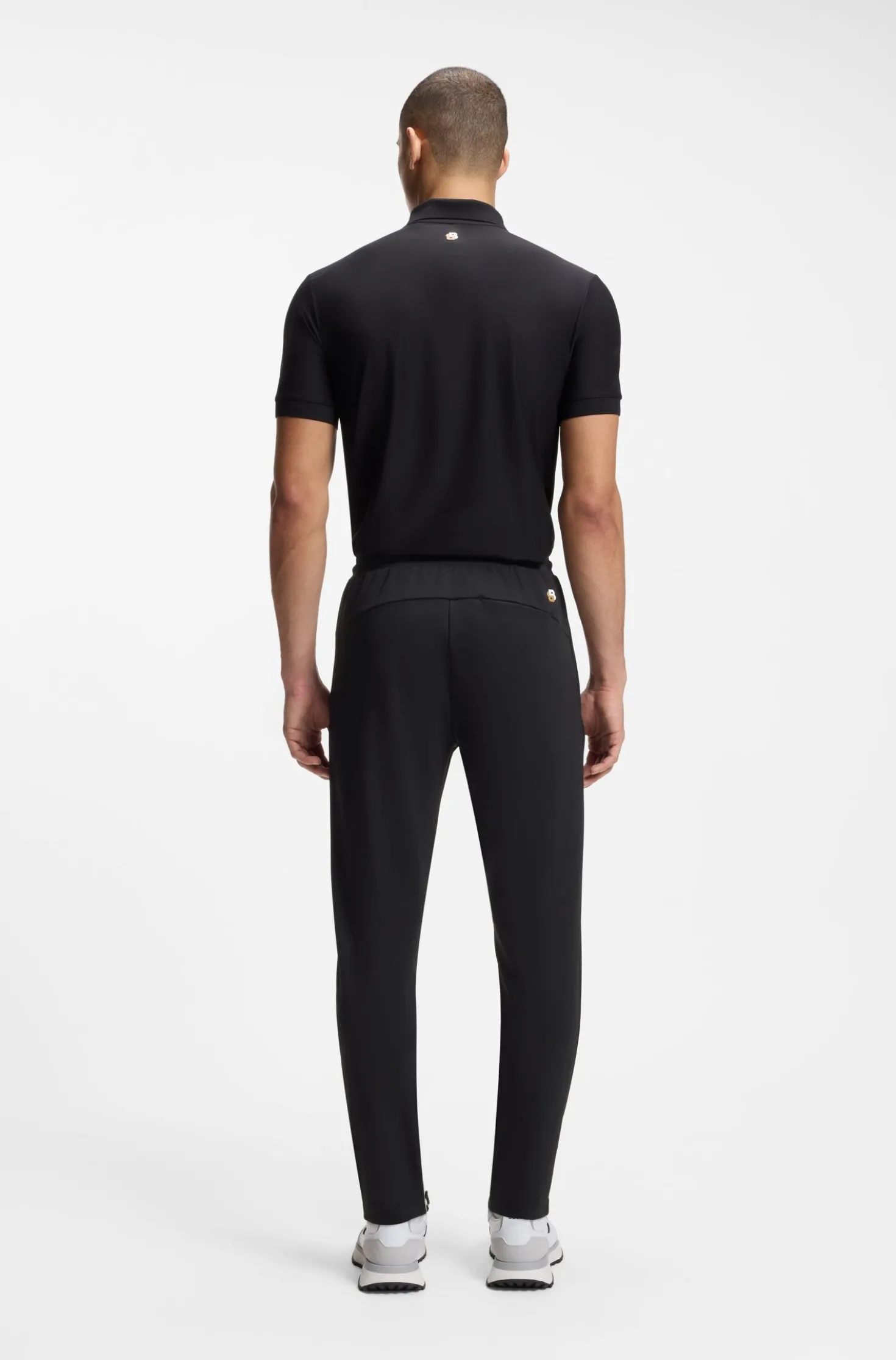 Active Jogginghose aus Stretch-Gabardine mit Reißverschlüssen an den Säumen