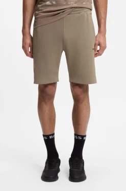 Active Shorts aus schnell trocknendem Gewebe mit reflektierendem Logo