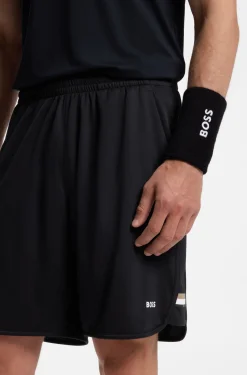 Active Shorts aus Stretch-Gewebe mit Taschen aus Mesh