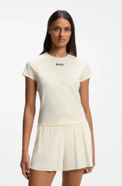 Active Slim-Fit T-Shirt mit feuchtigkeitsableitenden Eigenschaften