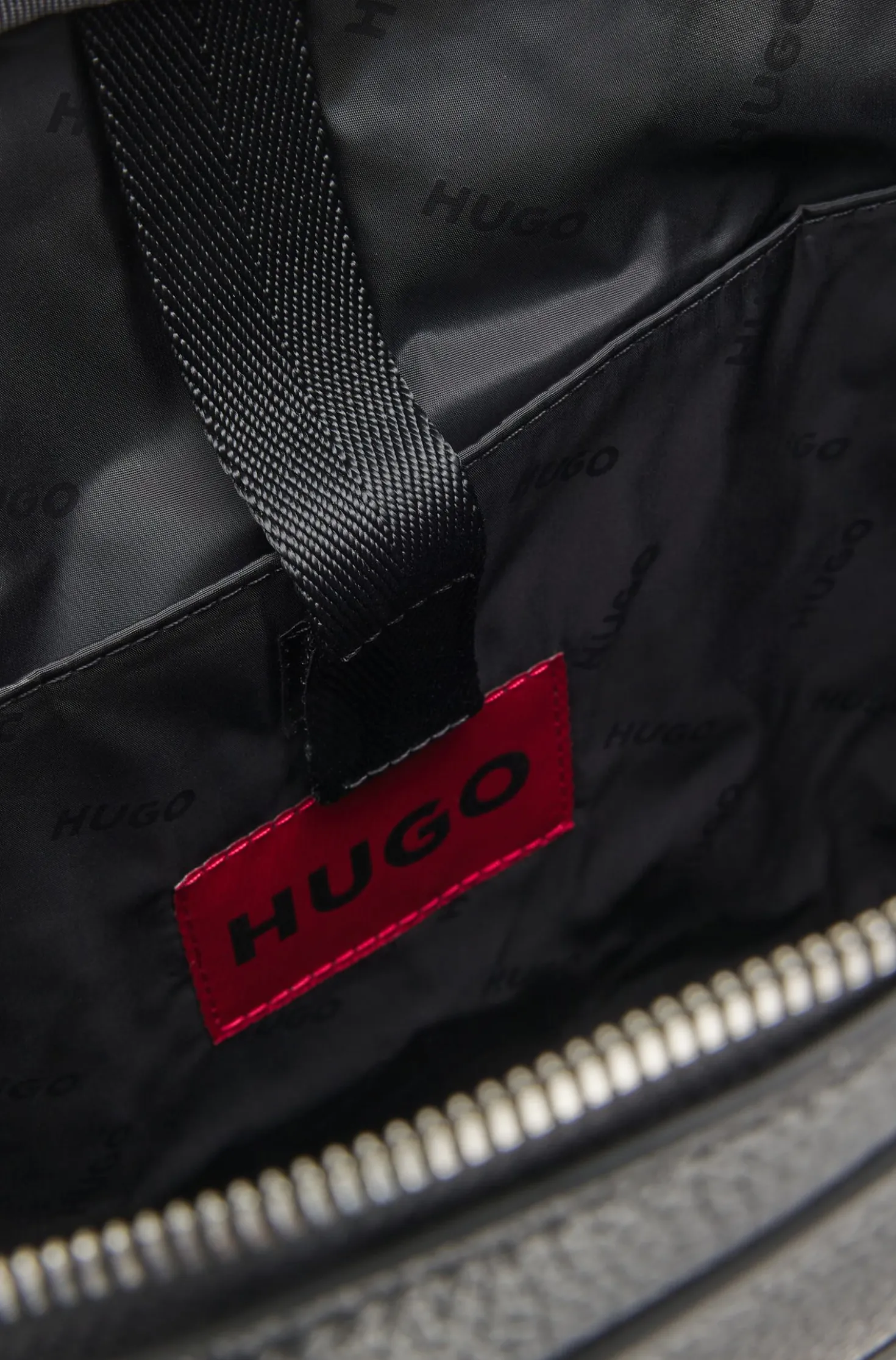 Aktentasche aus Kunstleder mit Logo-Schriftzug und abnehmbarem Riemen