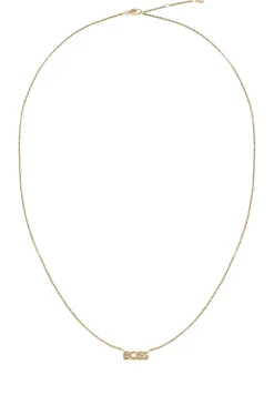 An understated necklace for everyday style