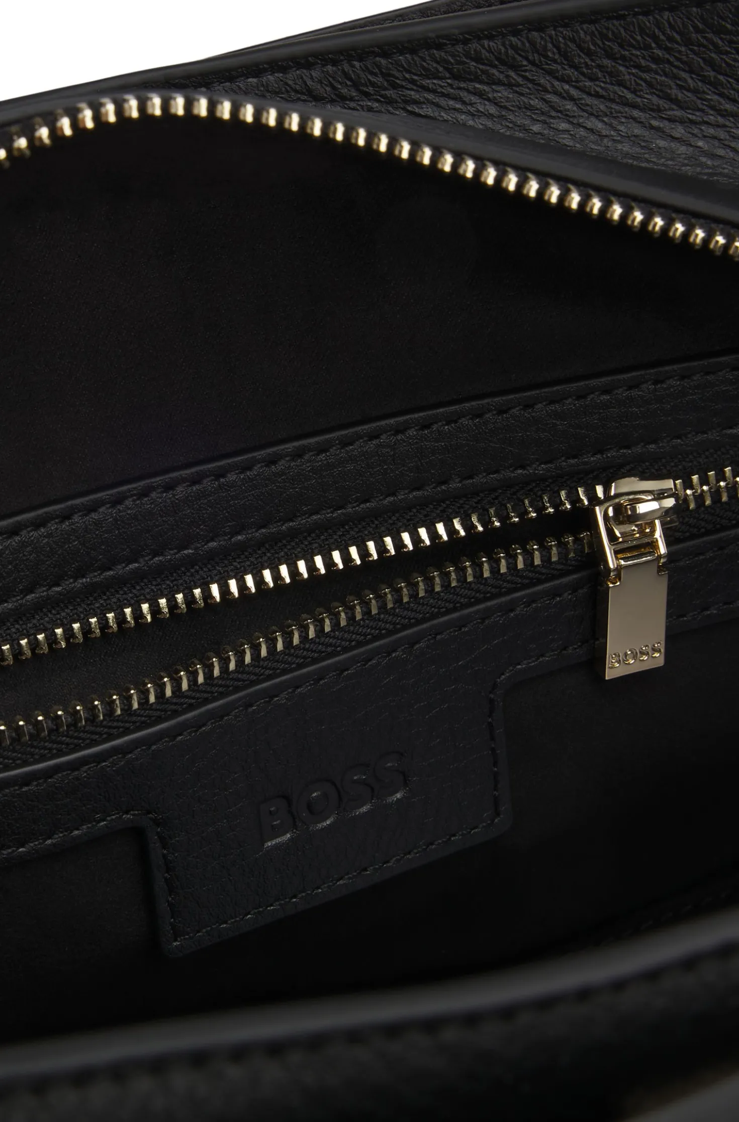 Ariell Bowling-Tasche aus Leder mit Double-B-Monogramm
