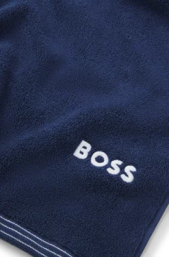 Badetuch aus Baumwolle mit kontrastfarbener Logo-Stickerei