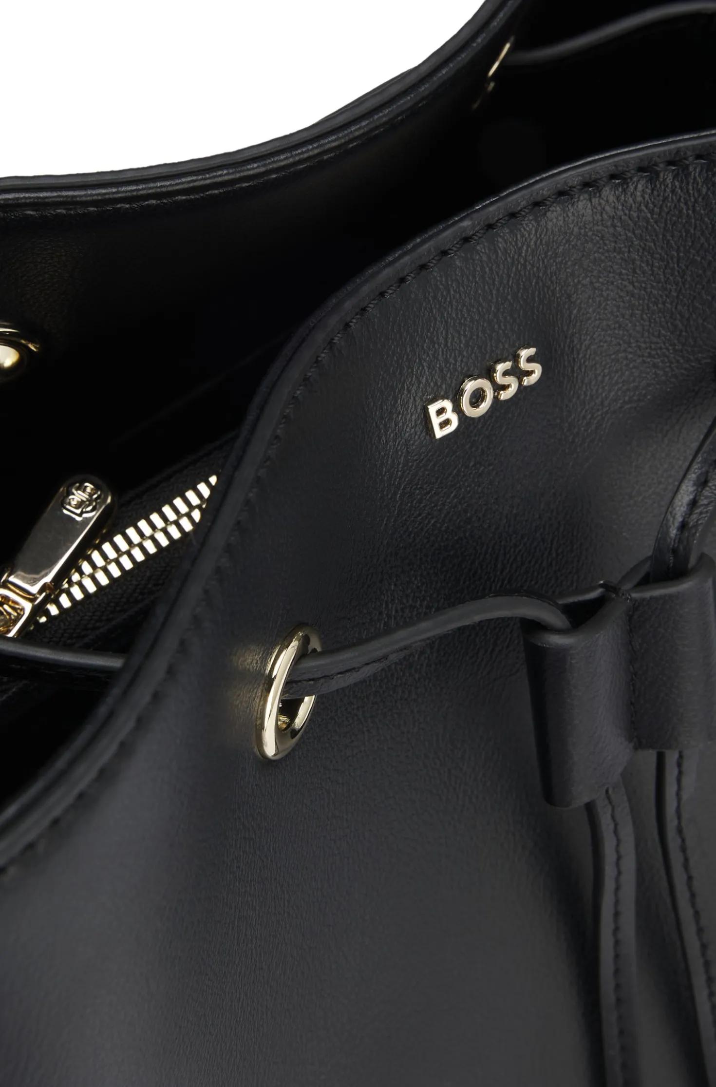 Beuteltasche aus Kunstleder