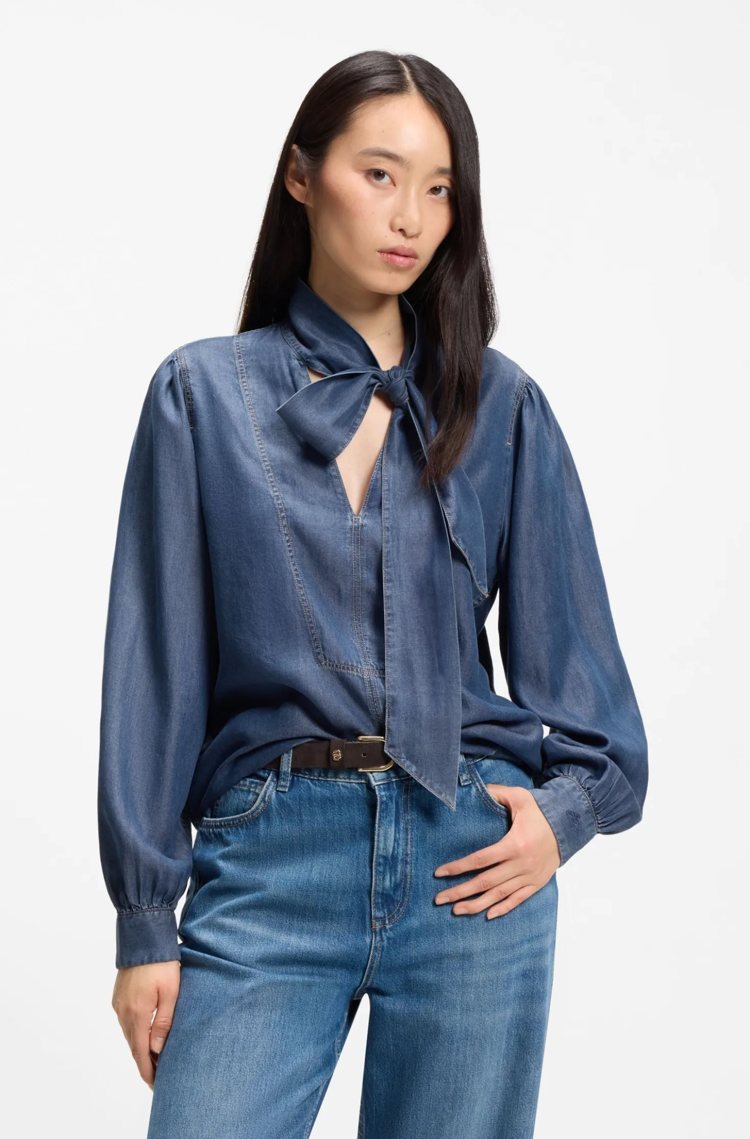 Bluse in Denim-Optik mit Schal-Detail