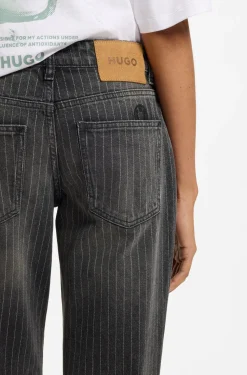 Bootcut-Jeans mit mittlerem Bund aus Baumwollmischung mit feinen Längsstreifen