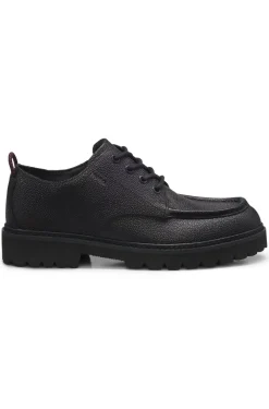 Derbys aus genarbtem Leder mit Profilsohle