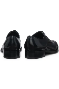 Derbys aus Leder mit Brogue-Details
