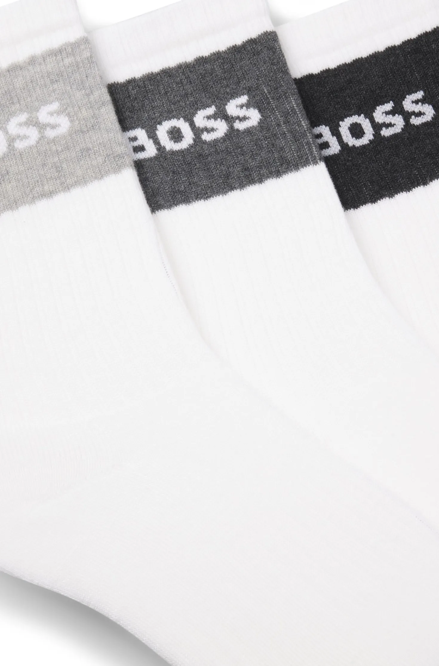 Dreierpack Socken aus Baumwollmischung in kurzer Länge
