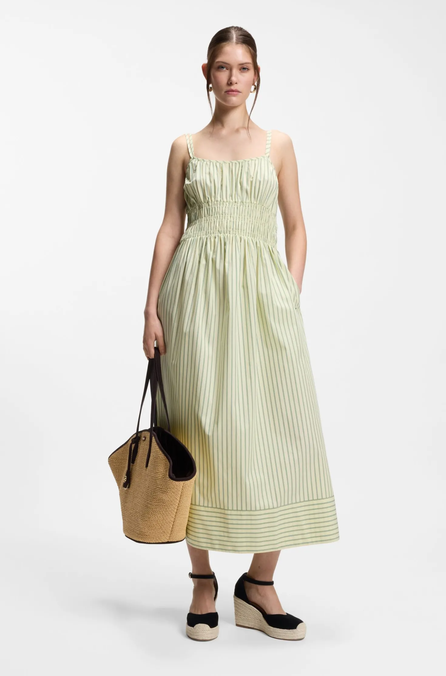 Espadrilles aus Veloursleder mit Keilsohle