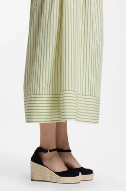 Espadrilles aus Veloursleder mit Keilsohle