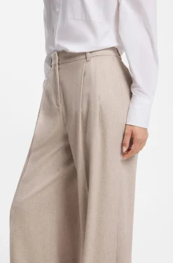 Hose aus meliertem Flanell mit weitem Beinverlauf und Bundfalten vorne