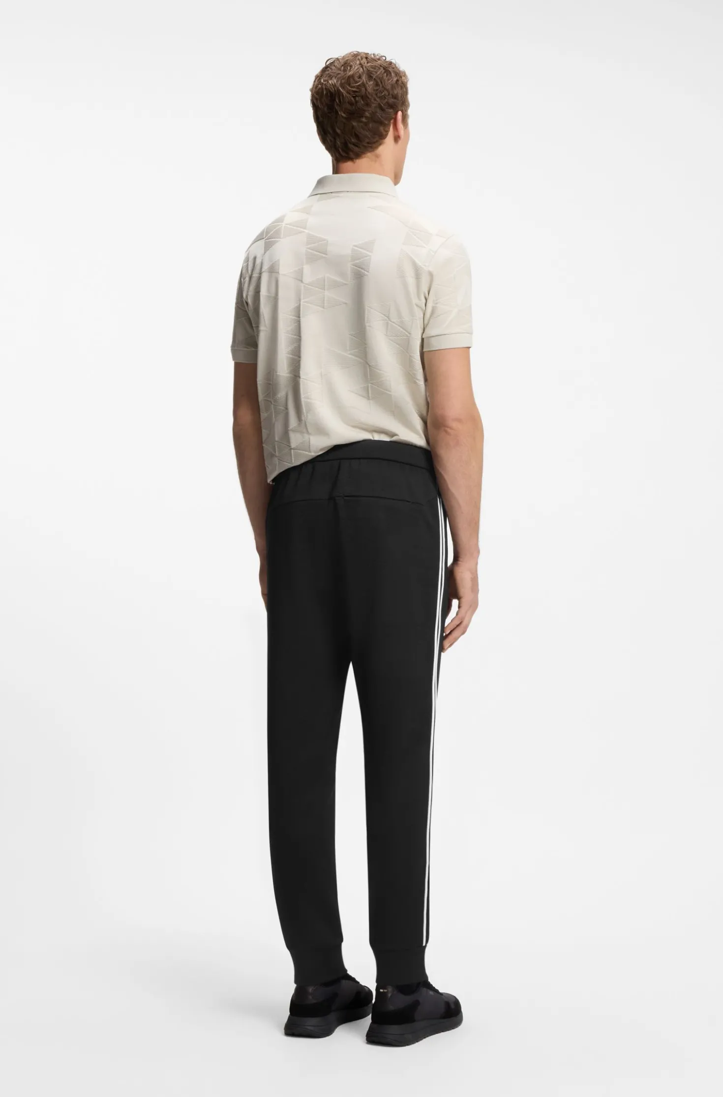 Jogginghose aus Dreiecks-Jacquard mit gummiertem Logo