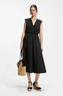 Kleid aus Baumwoll-Popeline mit gerafften Details