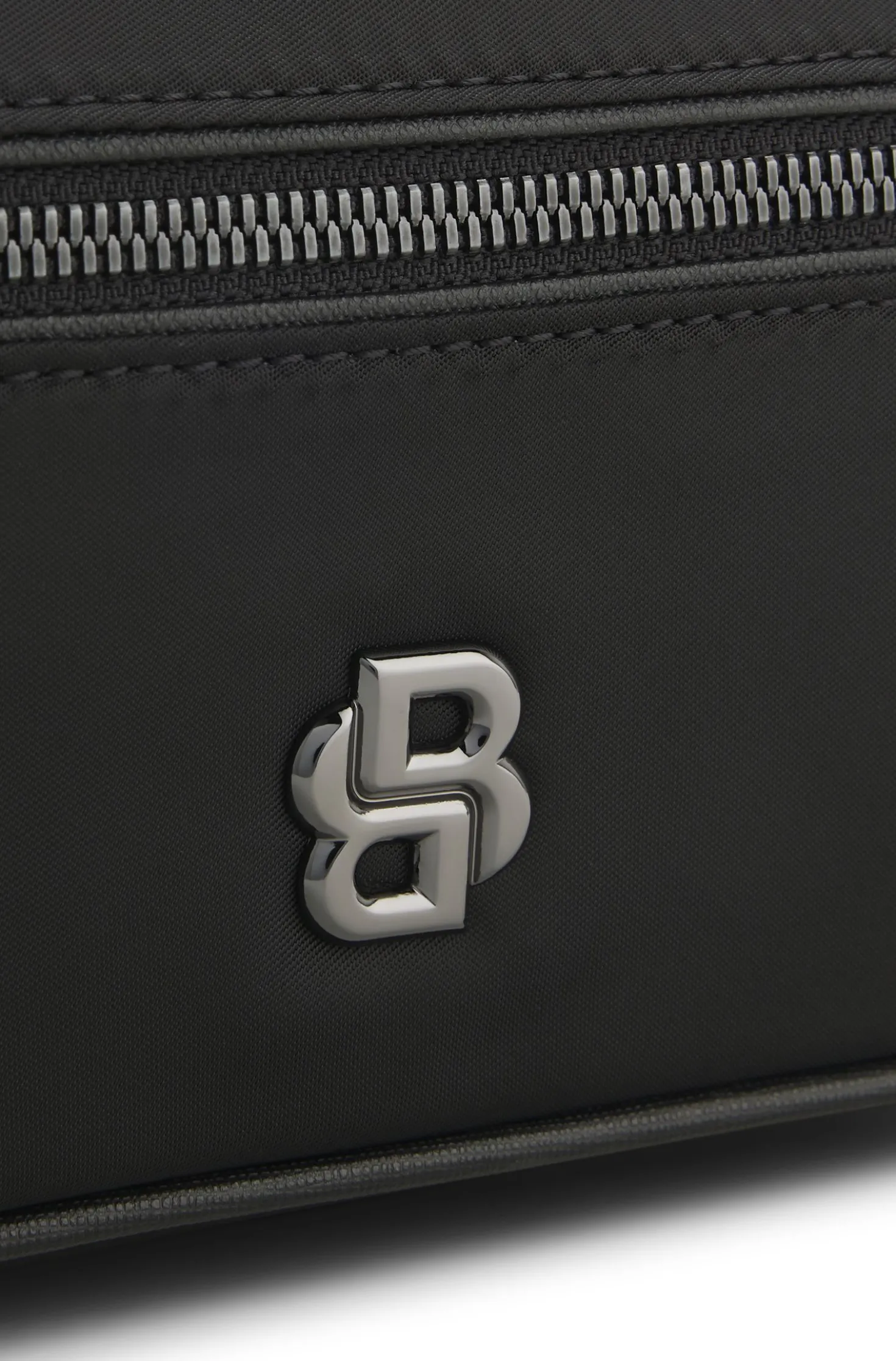Kulturbeutel aus strukturiertem Twill mit Logo