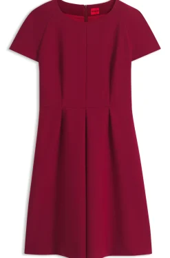 Kurzarm-Kleid aus Stretch-Gewebe mit plissierter Vorderseite