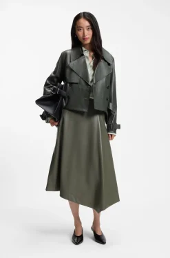 Lederjacke im Trenchcoat-Stil