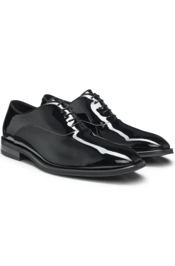 Oxford-Schuhe aus Kunstleder in Lack-Optik