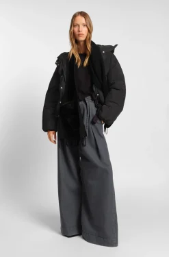 Regular-Fit Jacke aus Knitter-Gewebe