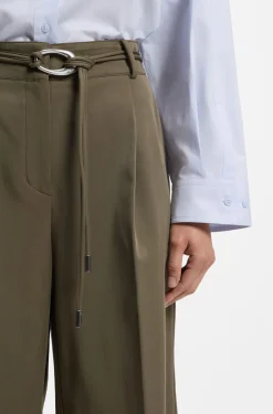 Relaxed-Fit Shorts mit Schnallengürtel