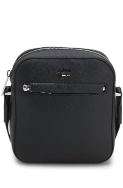 Reporter-Tasche aus genarbtem Kunstleder mit Signature-Stripe-Details