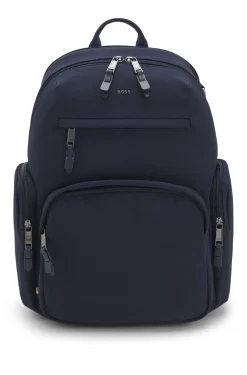 Rucksack mit mehreren Taschen