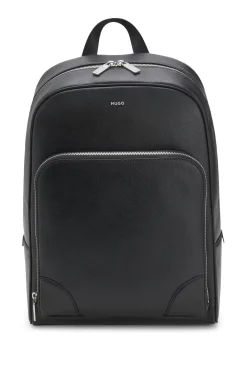 Rucksack mit silberfarbenen Details