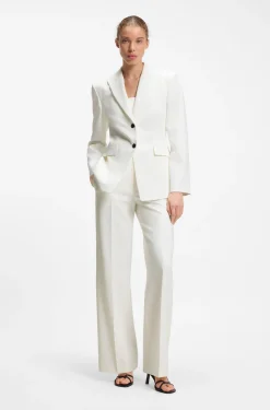 Slim-Fit Blazer mit kontrastfarbenen Knöpfen