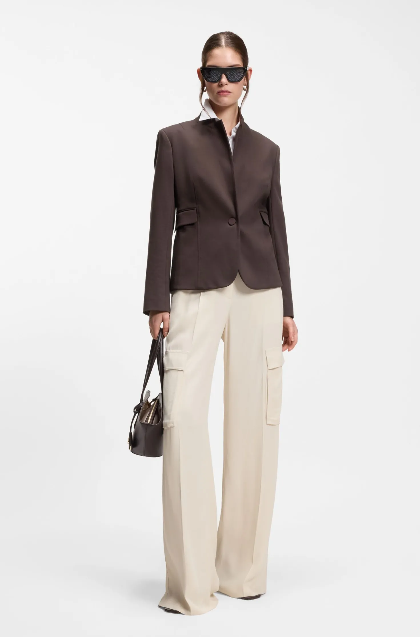 Slim-Fit Blazer mit schrägen Abnähern