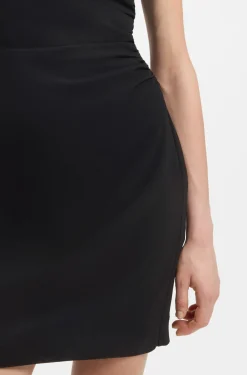 Slim-Fit Kleid mit gerafften Details