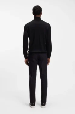 Slim-Fit Rollkragenpullover aus extrafeiner Merinowolle