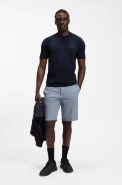Slim-Fit Shorts aus wasserabweisendem Stretch-Gewebe
