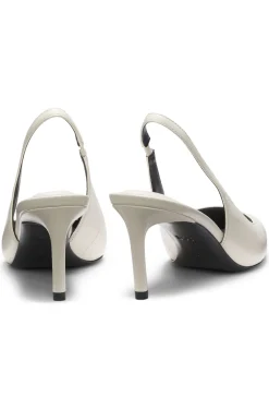 Slingbacks aus Lackleder