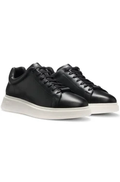 Sneakers aus Leder mit Gummisohlen