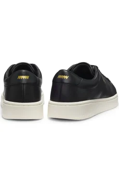 Sneakers aus Nappaleder mit goldfarbenem Logo