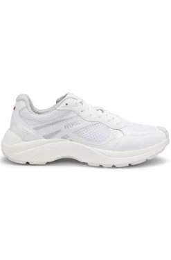 Sneakers mit Mesh und Kunstleder