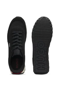 Sneakers mit Strick-Obermaterial und Logo-Fähnchen
