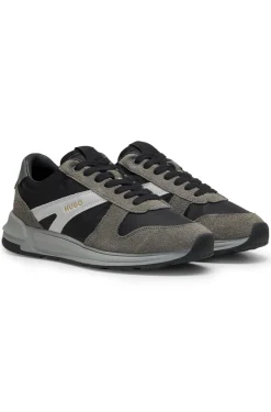 Sneakers mit Veloursleder-Besatz und Logo-Details