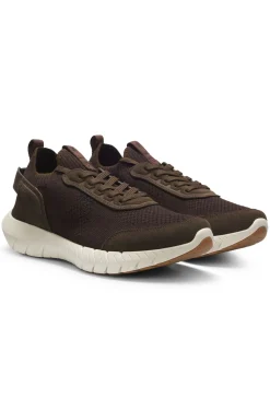 Sporty slip-on trainers with suede details