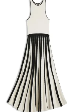 Strickkleid mit zweifarbigem Plissee-Rock