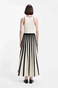 Strickkleid mit zweifarbigem Plissee-Rock