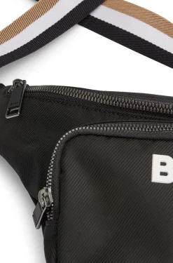 Strukturierte Gürteltasche mit kontrastfarbenem Logo