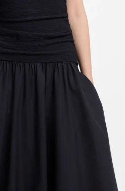 Strukturiertes Jersey-Kleid mit Popeline-Rock
