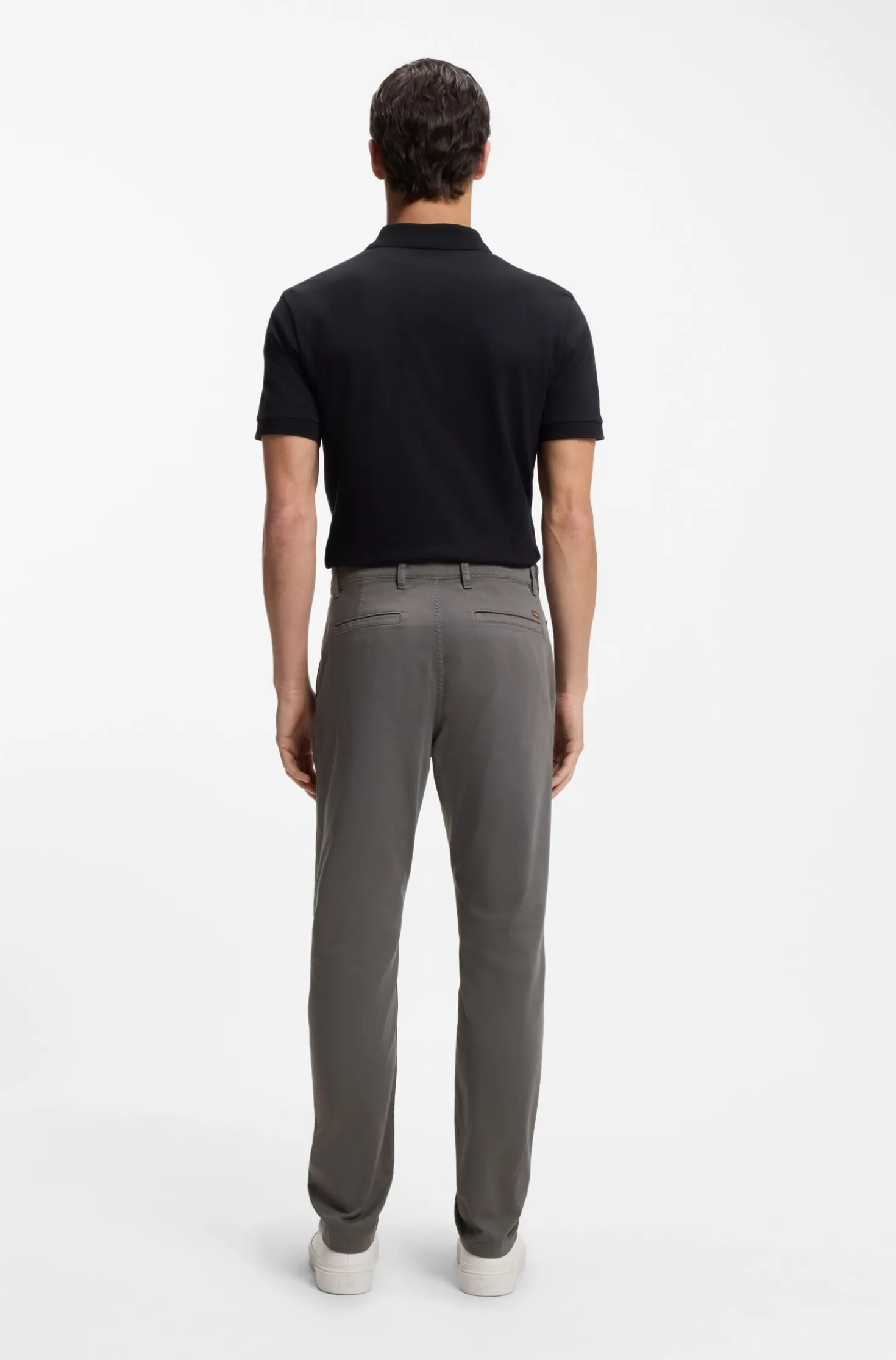 Tapered-Fit Hose aus Baumwoll-Satin mit Elasthan-Anteil