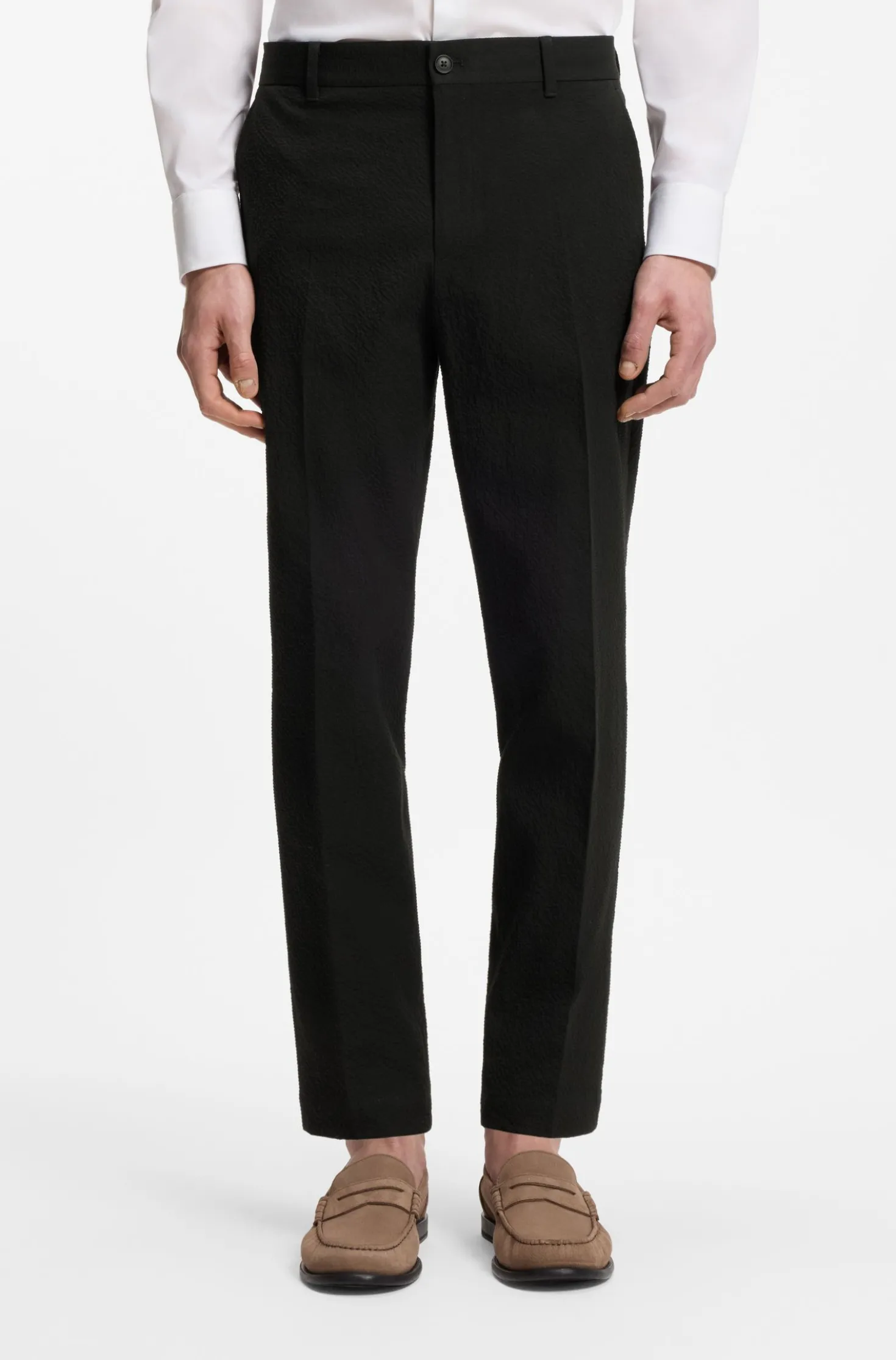 Tapered-Fit Hose aus Stretch-Baumwolle mit Seersucker-Struktur