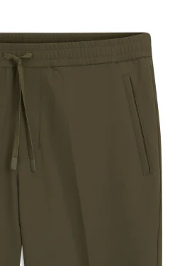 Tapered-Fit Hose aus wasserabweisendem Stretch-Gewebe