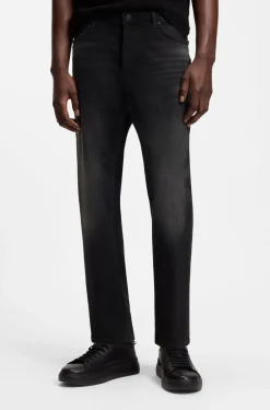 Tapered-Fit Jeans aus schwarzem Stretch-Denim