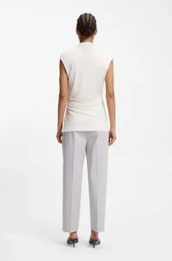 Top aus Stretch-Jersey mit drapiertem Kragen
