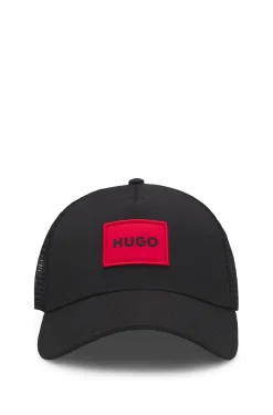 Trucker-Cap aus Twill mit rotem Logo-Etikett